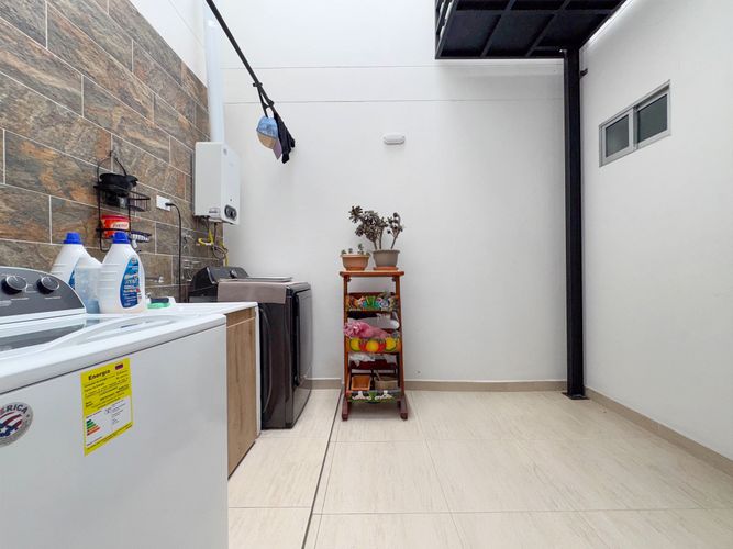 Casa de 4 alcobas en venta en La Ceja, 154 m² · foto 9 de 24
