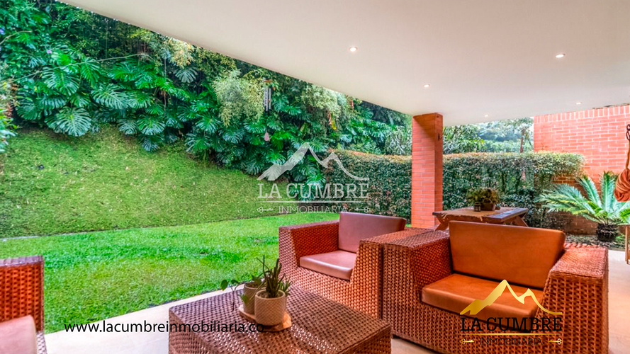 Casa de 3 alcobas en venta en San Lucas, Medellín, 315 m² · foto 9 de 18