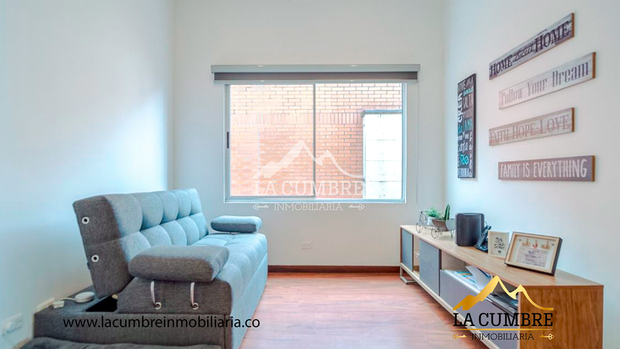 Casa de 3 alcobas en venta en San Lucas, Medellín, 315 m² · foto 11 de 18