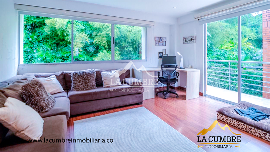 Casa de 3 alcobas en venta en San Lucas, Medellín, 315 m² · foto 13 de 18