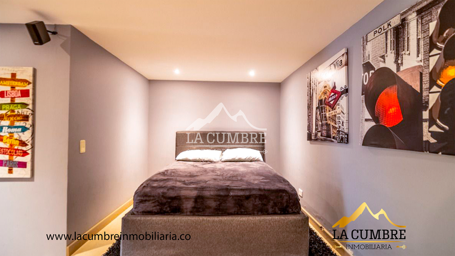 Casa de 3 alcobas en venta en San Lucas, Medellín, 315 m² · foto 16 de 18