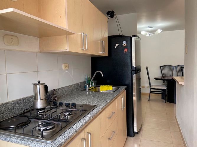 Apartamento de 3 alcobas en venta en Loma De La Doctora, Sabaneta, 72 m² · foto 6 de 20
