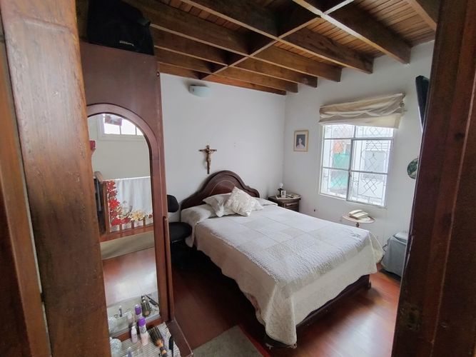 Casa de 6 alcobas en venta en Popular Modelo, Bogotá, 230 m² · foto 13 de 19
