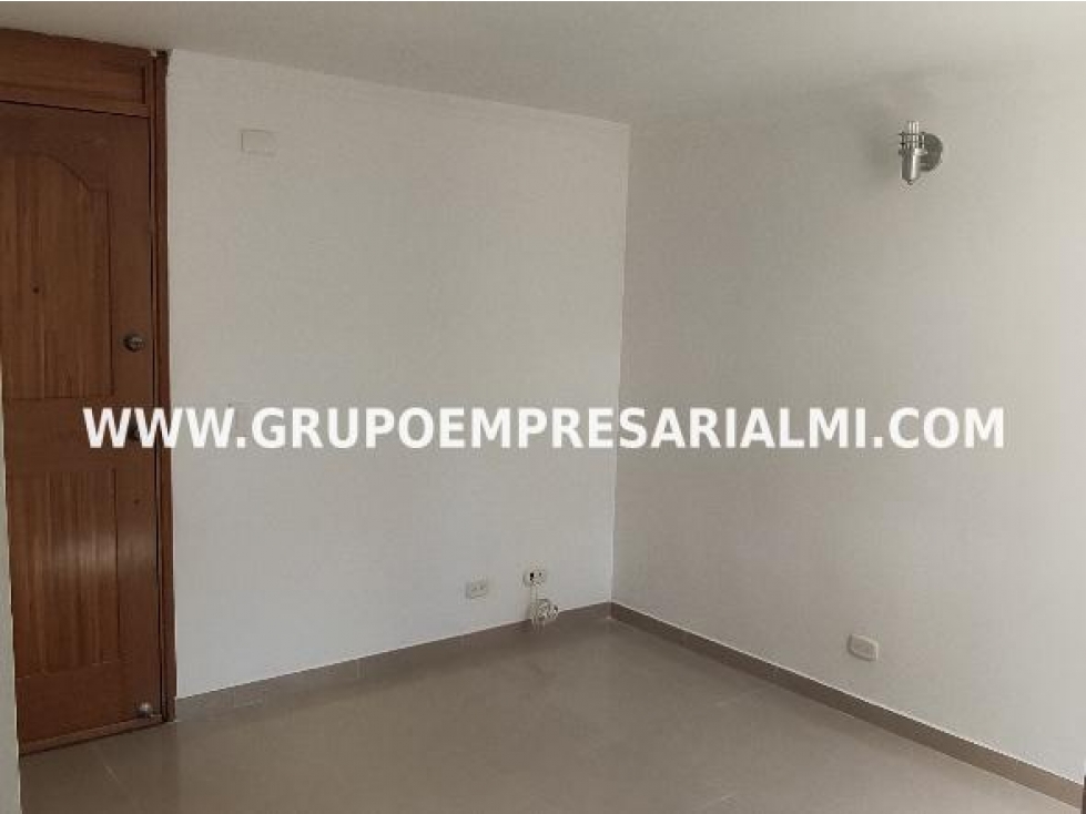 Apartamento en venta en Buenos aires, Medellín 2