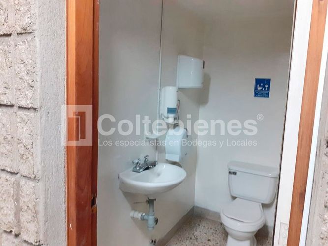 Edificio en venta en Villa Nueva, Medellín, 750 m² · foto 11 de 21