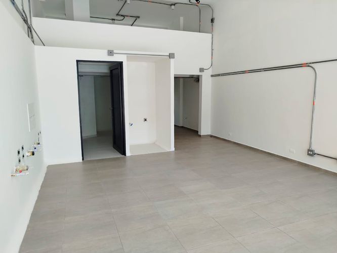 Local en arriendo en El Tesoro, Medellín, 80 m² · foto 6 de 18