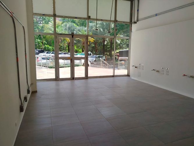 Local en arriendo en El Tesoro, Medellín, 80 m² · foto 17 de 18