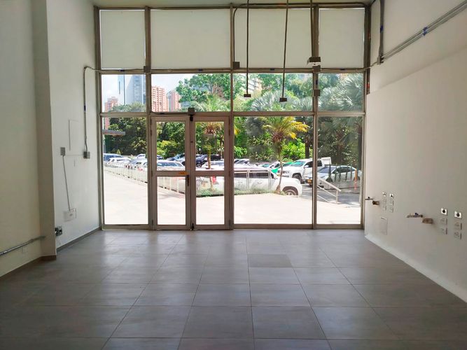 Local en arriendo en El Tesoro, Medellín, 80 m² · foto 18 de 18