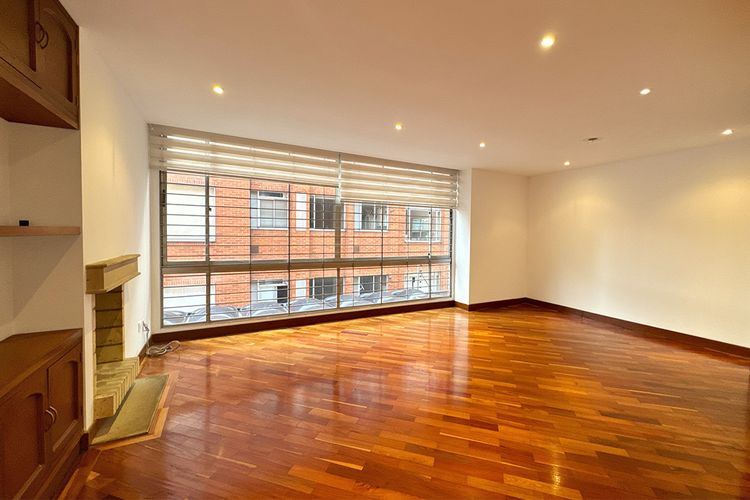 Apartamento en venta en Santa Paula, Bogotá · foto 2 de 13