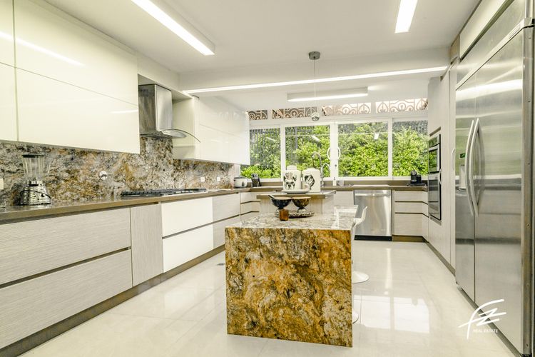 Casa de 5 alcobas en venta en San Lucas, Medellín, 800 m² · foto 4 de 24
