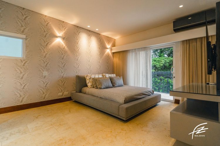 Casa de 5 alcobas en venta en San Lucas, Medellín, 800 m² · foto 19 de 24