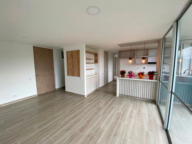 Apartamento de 2 alcobas en venta en La Ceja, 64 m² · foto 3 de 12