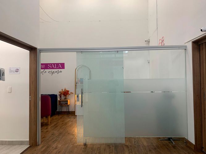 Local en arriendo en El Poblado, Medellín, 166 m² · foto 7 de 10