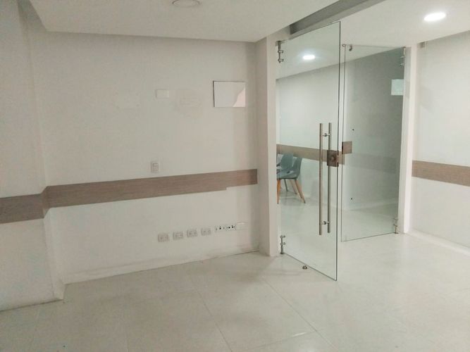 Oficina en arriendo en Las Vegas, Envigado, 77 m² · foto 5 de 16