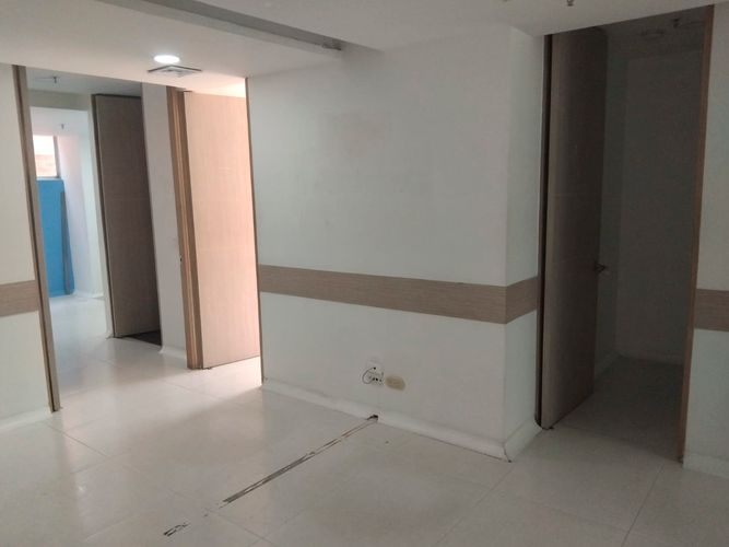 Oficina en arriendo en Las Vegas, Envigado, 77 m² · foto 9 de 16