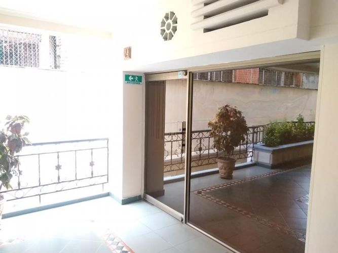 Local en arriendo en Colombia, Barranquilla, 32 m² · foto 2 de 13