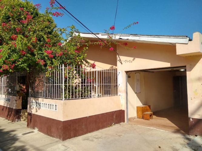 Casa de 10 alcobas en venta en El Bosque, Barranquilla, 265 m² · foto 3 de 24