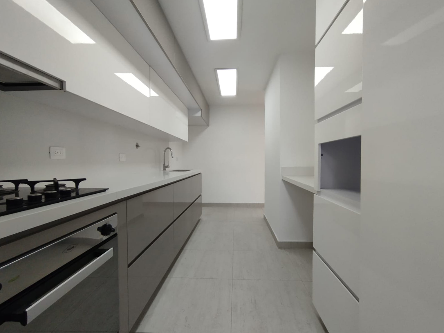 Apartamento en arriendo en El Poblado, Medellín · foto 5 de 15