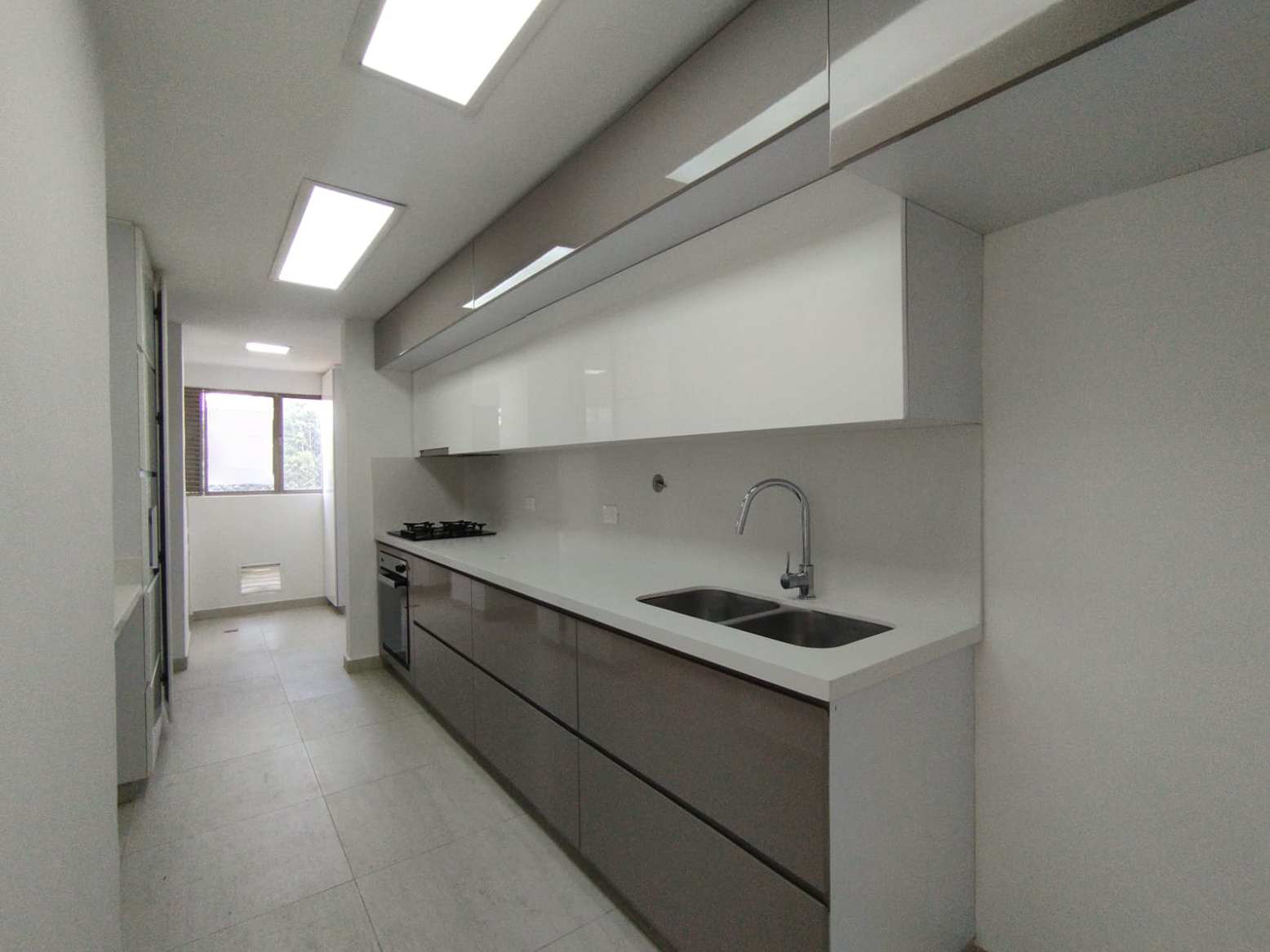Apartamento en arriendo en El Poblado, Medellín · foto 14 de 15
