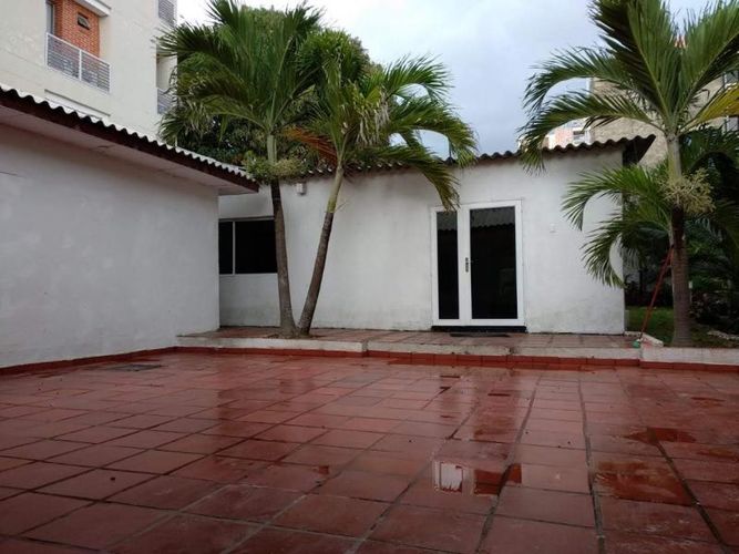 Casa de 5 alcobas en venta en Granadillo, Barranquilla, 610 m² · foto 6 de 8