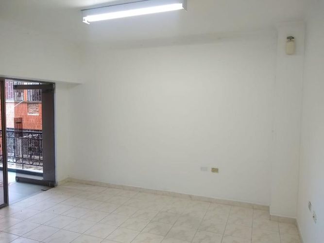 Oficina en arriendo en Colombia, Barranquilla, 33 m² · foto 3 de 13