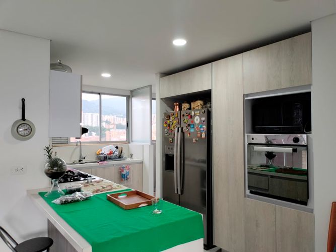 Apartamento de 3 alcobas en venta en El Poblado, Medellín, 154 m² · foto 7 de 20