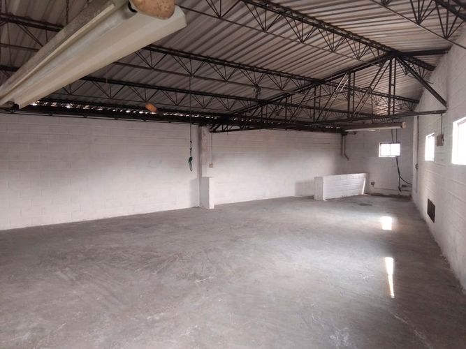 Bodega en arriendo en Laureles, Medellín, 460 m² · foto 3 de 19