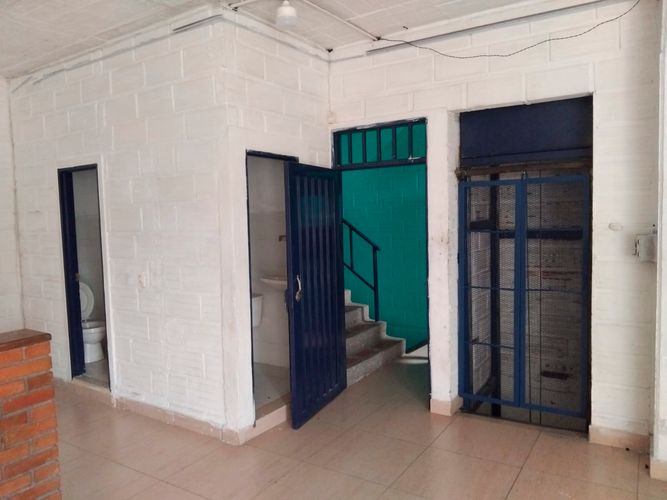 Bodega en arriendo en Laureles, Medellín, 460 m² · foto 8 de 19