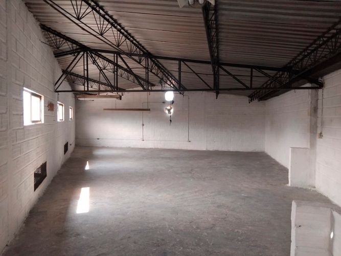 Bodega en arriendo en Laureles, Medellín, 460 m² · foto 12 de 19