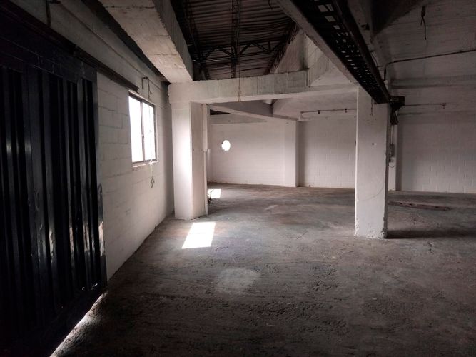 Bodega en arriendo en Laureles, Medellín, 460 m² · foto 16 de 19