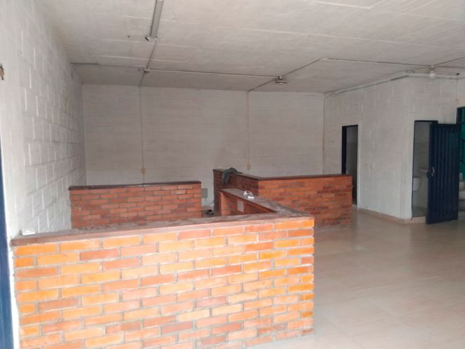 Bodega en arriendo en Laureles, Medellín, 460 m² · foto 17 de 19
