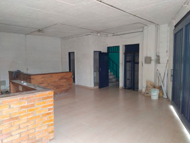 Bodega en arriendo en Laureles, Medellín, 460 m² · foto 19 de 19