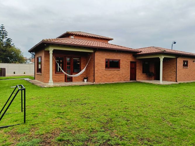 Casa de 4 alcobas en venta en Bojaca, Chía, 437 m² · foto 6 de 24