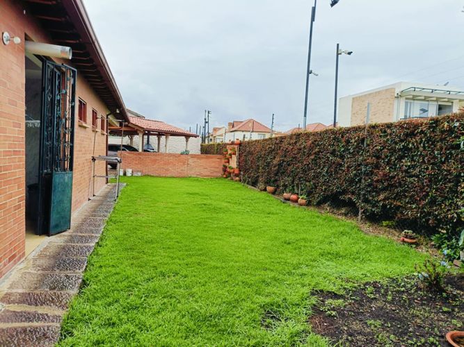 Casa de 4 alcobas en venta en Bojaca, Chía, 437 m² · foto 7 de 24