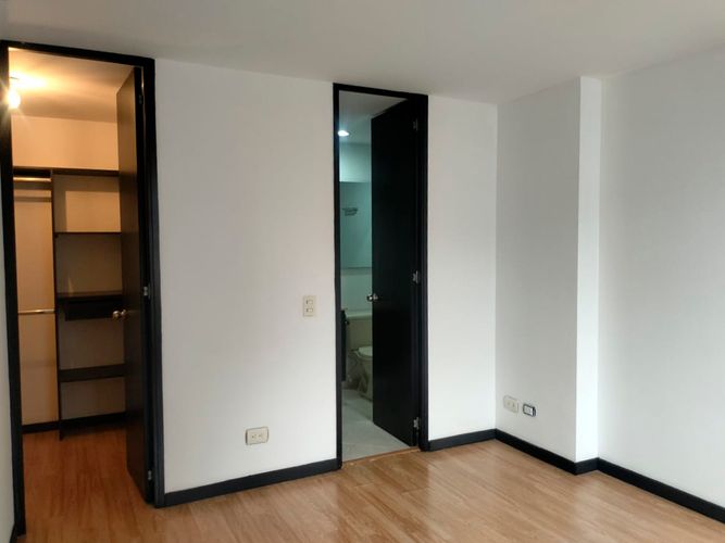 Apartamento de 3 alcobas en arriendo en El Poblado, Medellín, 90 m² · foto 8 de 20