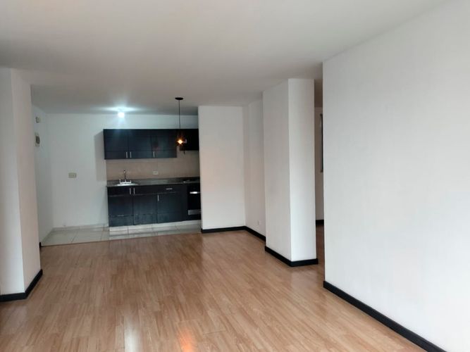 Apartamento de 3 alcobas en arriendo en El Poblado, Medellín, 90 m² · foto 13 de 20
