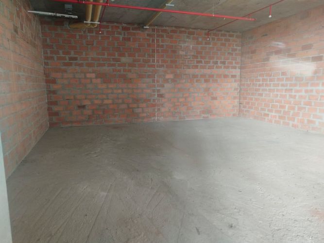 Local en arriendo en El Poblado, Medellín, 81 m² · foto 5 de 9