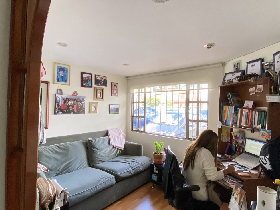 Casa en venta en Fontibon, Bogotá · foto 7 de 24