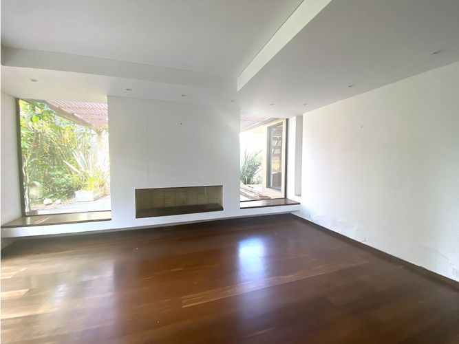 Casa de 3 alcobas en venta en Usaquen, Bogotá, 560 m² · foto 6 de 24