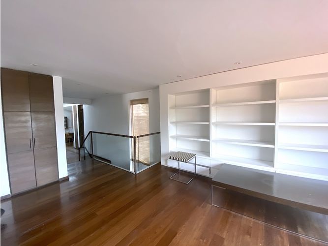 Casa de 3 alcobas en venta en Usaquen, Bogotá, 560 m² · foto 7 de 24