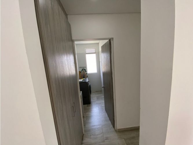 Casa de 6 alcobas en venta en Ricaurte, Ricaurte, 689 m² · foto 7 de 20