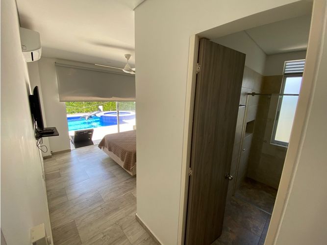 Casa de 6 alcobas en venta en Ricaurte, Ricaurte, 689 m² · foto 11 de 20