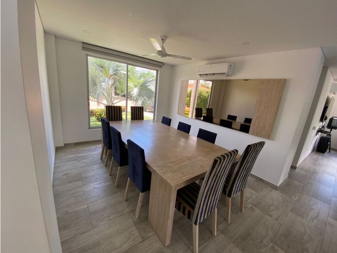 Casa de 6 alcobas en venta en Ricaurte, Ricaurte, 689 m² · foto 14 de 20