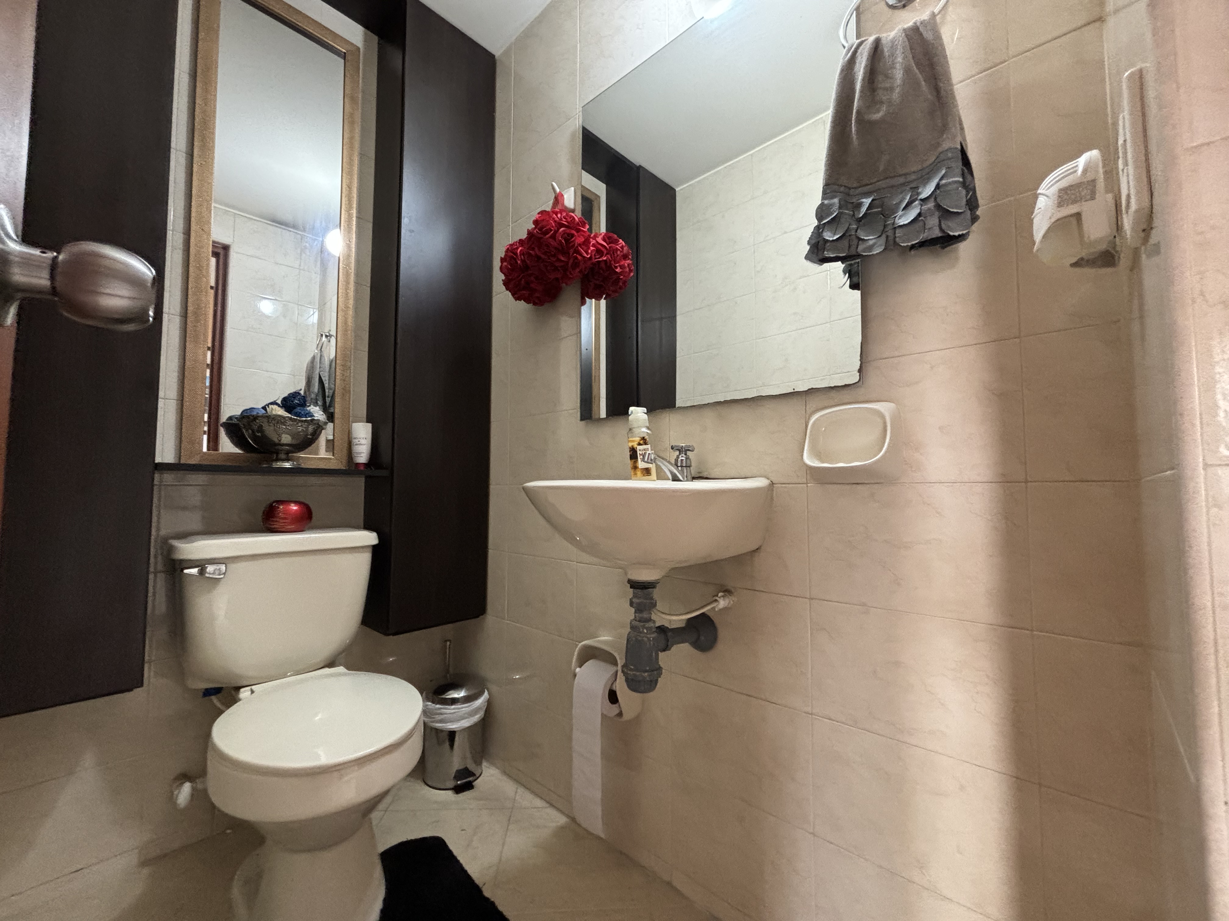 Casa en venta en Niza, Bogotá · foto 8 de 22