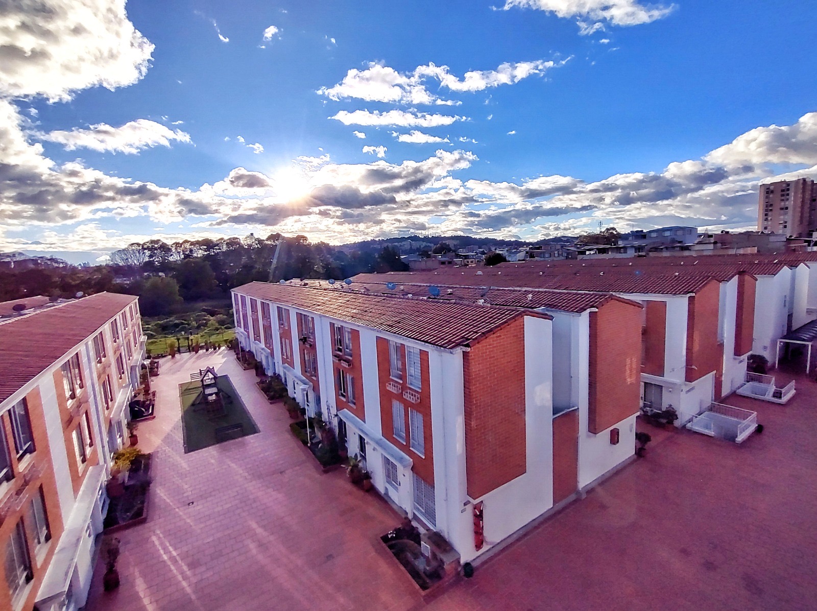 Casa en venta en Niza, Bogotá · foto 3 de 22
