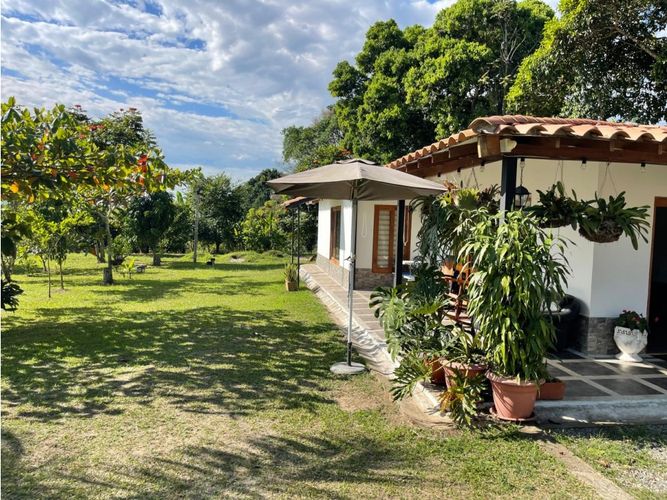 Finca en venta en Baraya, Armenia, 154 m² · foto 5 de 24