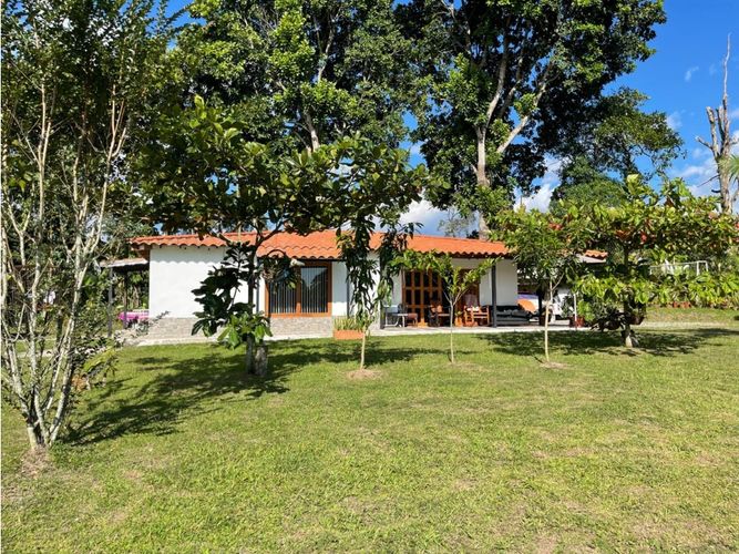 Finca en venta en Baraya, Armenia, 154 m² · foto 6 de 24