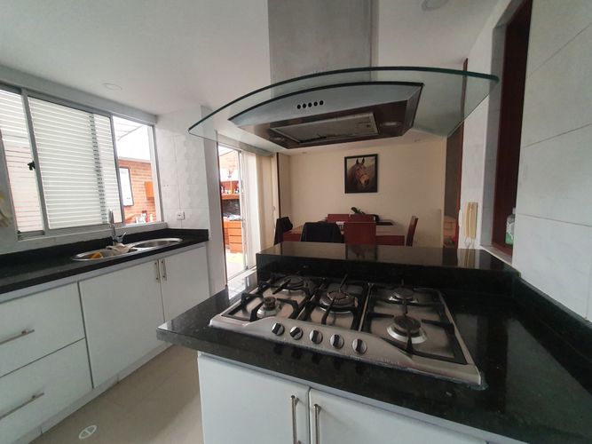 Casa de 4 alcobas en venta en Vereda La Balsa, Chía, 198 m² · foto 6 de 23