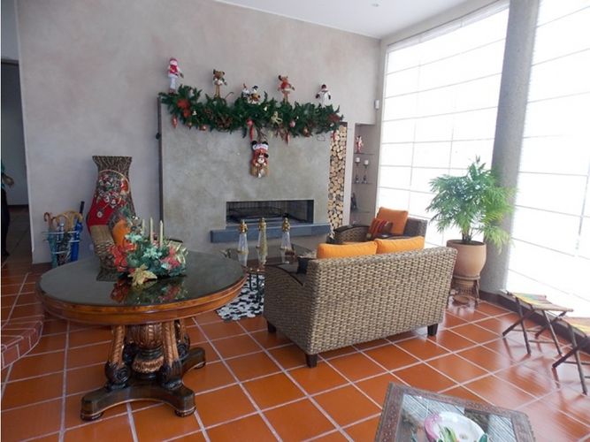 Casa de 4 alcobas en venta en Chuscal, Sopó, 400 m² · foto 3 de 20