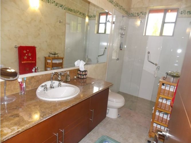 Casa de 4 alcobas en venta en Chuscal, Sopó, 400 m² · foto 9 de 20